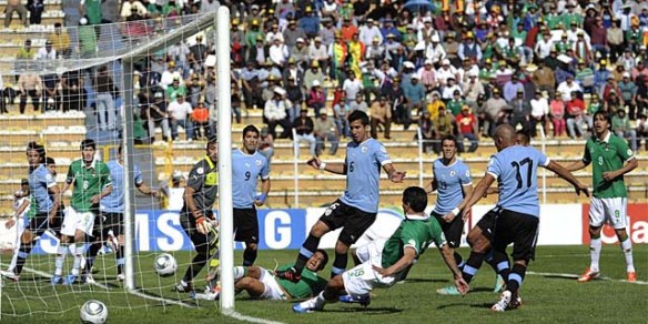 Una de las más recordadas goleadas bolivianas, 4 a 1 a Uruguay por las Eliminatorias