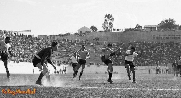 BRASIL 1950 (URUGUAY 8 - BOLIVIA 0)