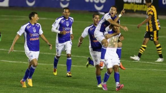 Sport Boys derrota a The Strongest y sueña con el título