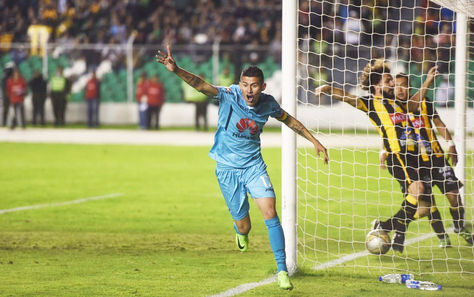 Arce-minutos-segundo-clasico-paceno_LRZIMA20170405_0064_11