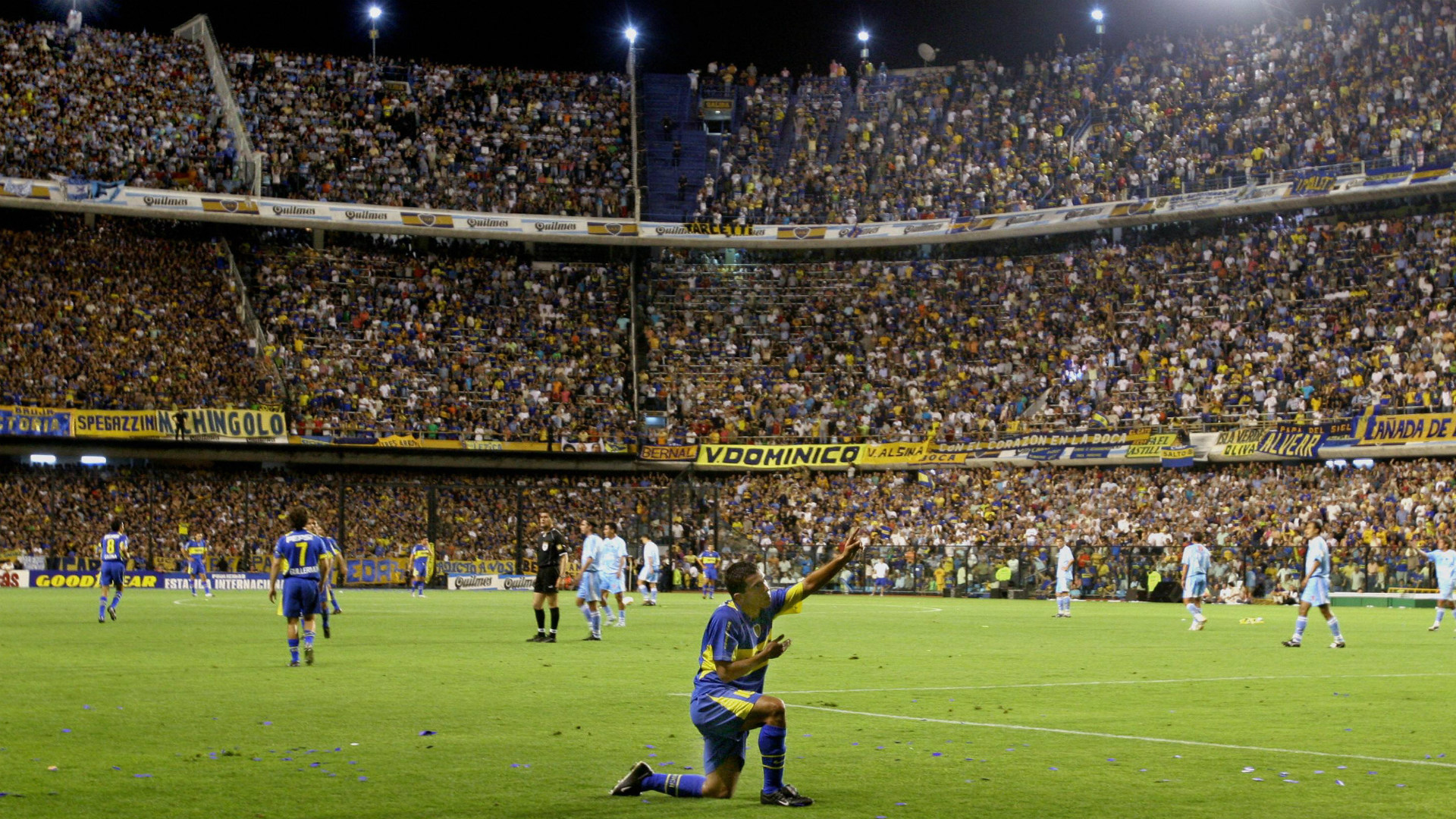 carlos-tevez-boca-juniors-bolivar-copa-sudamericana-2004_1by8xa1u65ukh19gnjklq0kopq